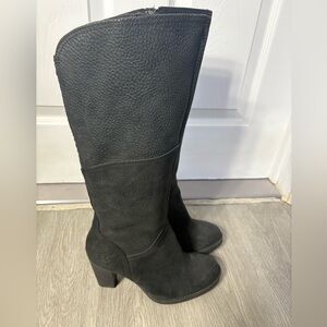 Timberland Black Heeled Boots Modern Ankle-Height